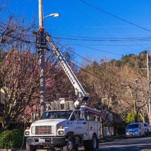 Safe Driving for Trade, Construction and Utility Workers in Ontario